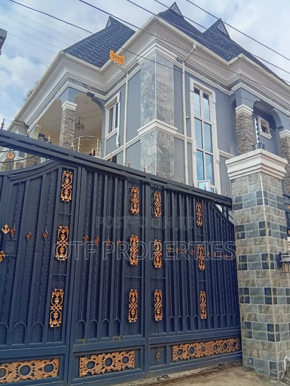 2bdrm Apartment in Sangwari Estate, Dutse-Alhaji for rent in Dutse-Alhaji