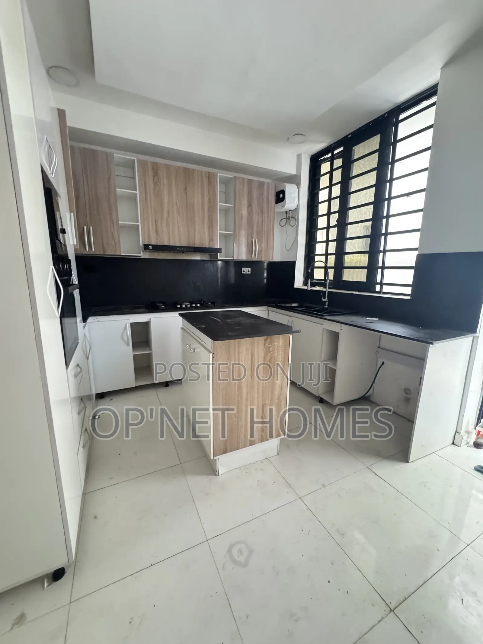 4bdrm Duplex in Lekki for sale in Lekki