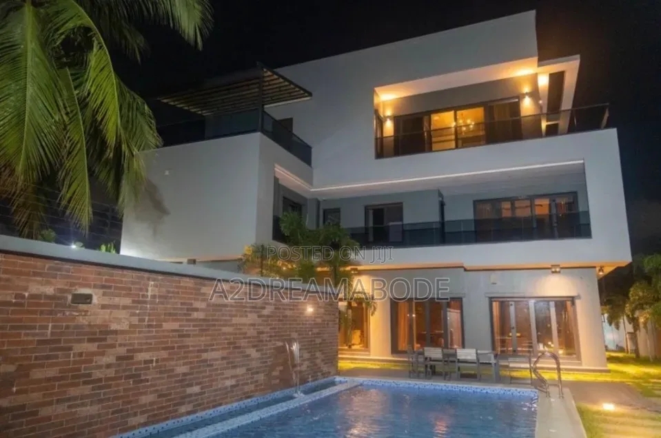 6bdrm Duplex in Ikeja Gra for sale in Ikeja GRA