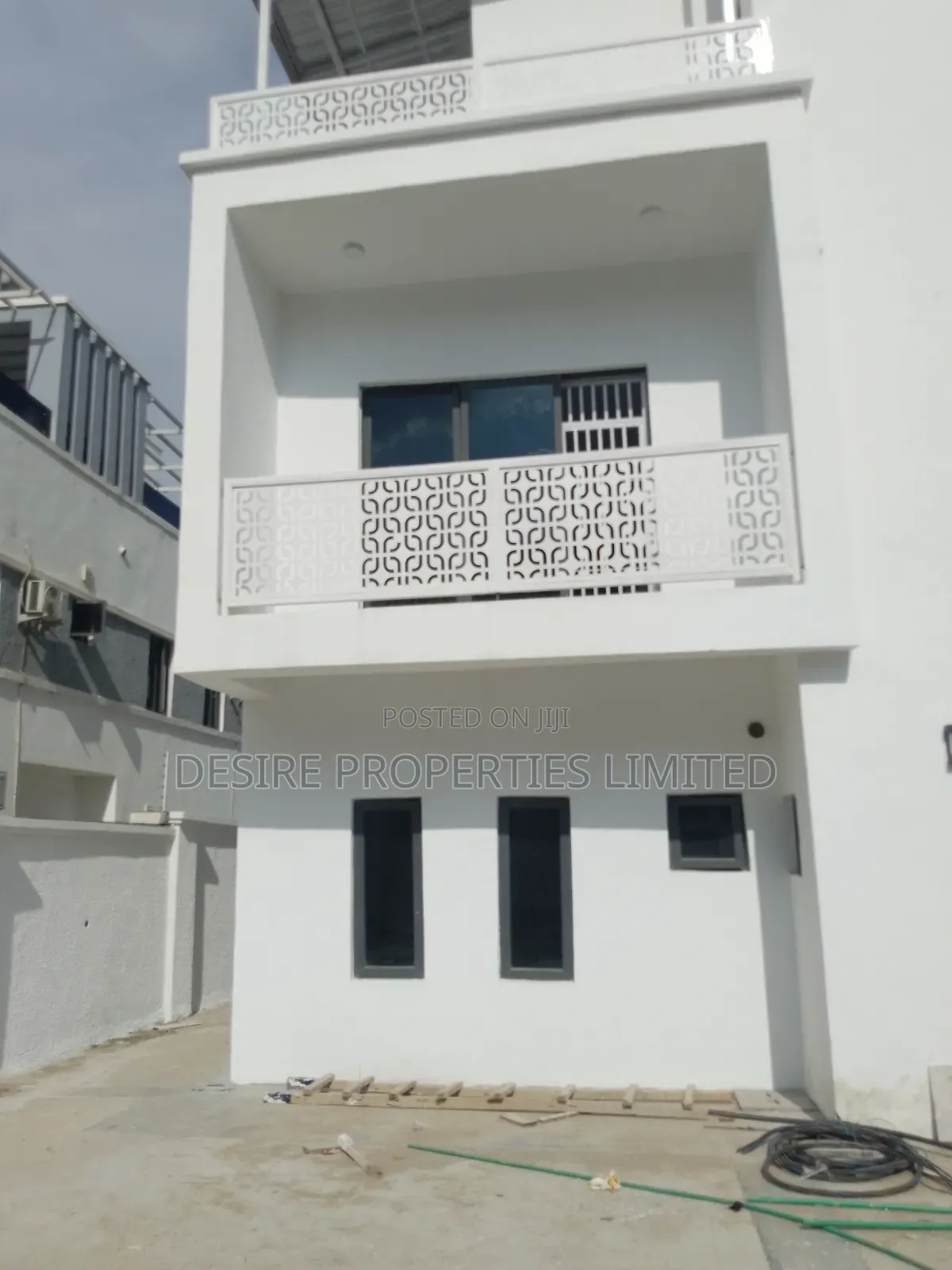 5bdrm Duplex in Ochacho Estate, Life Camp for rent in Life Camp