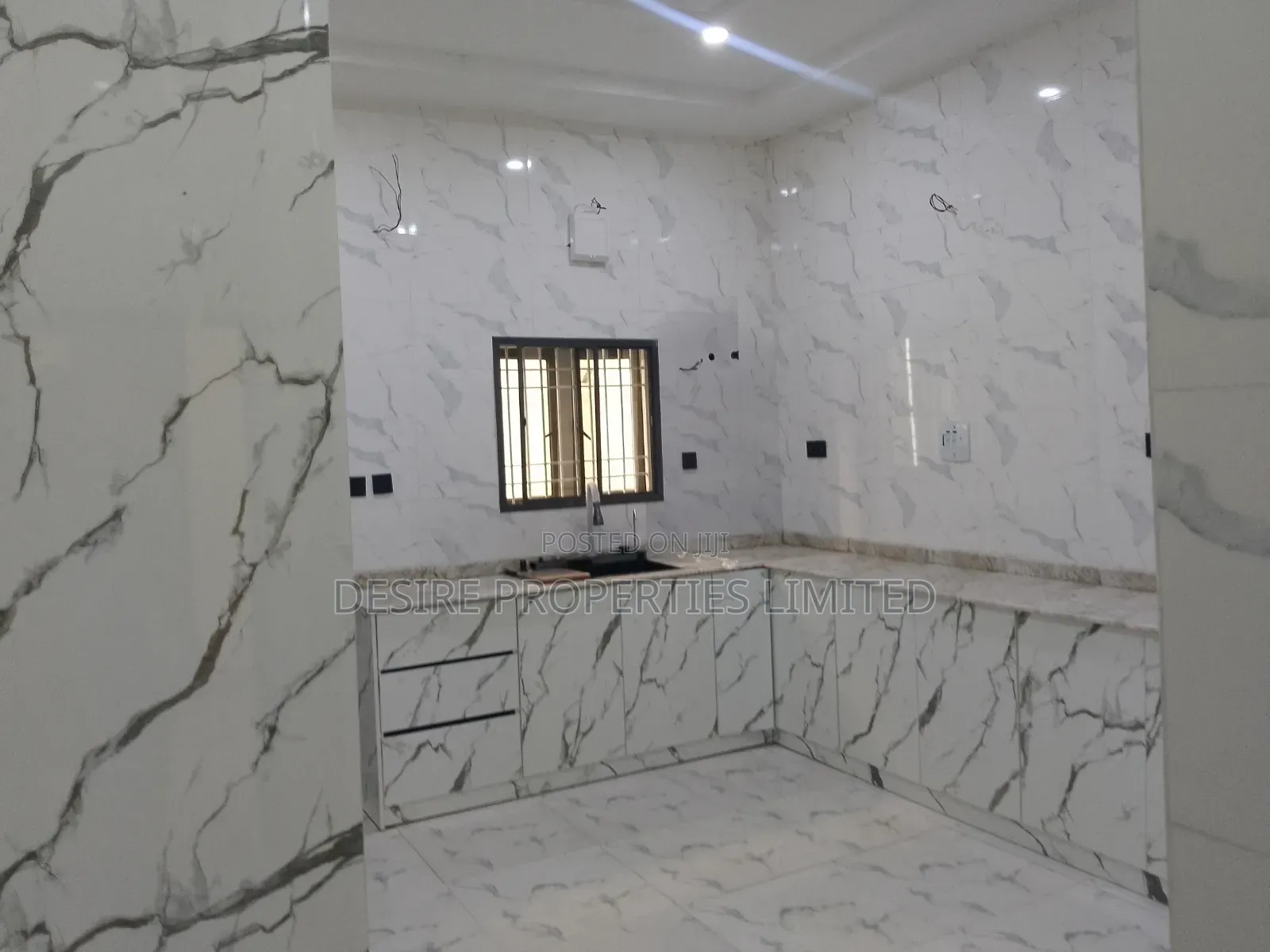 5bdrm Duplex in Ochacho Estate, Life Camp for rent in Life Camp