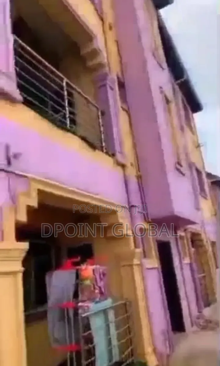 20bdrm Block of Flats in In Estate, Iseri Olofin for sale in Iseri Olofin