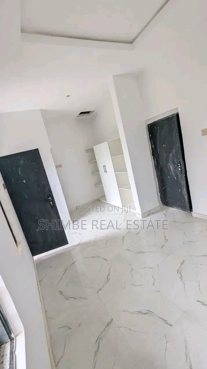 2bdrm Duplex in Shelter Afrique, Uyo for sale in Uyo