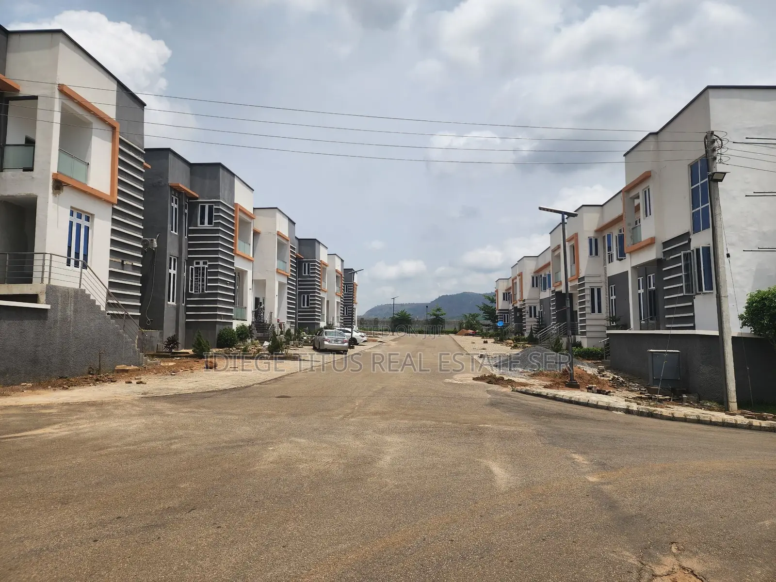 4bdrm Townhouse/Terrace in Fo1, Kubwa for sale in Kubwa