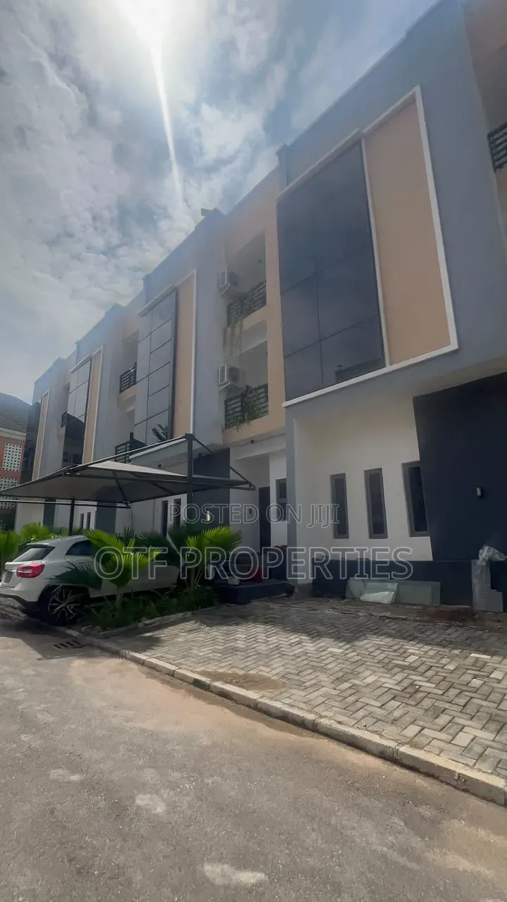 4bdrm Duplex in Katampe Extension for sale in Katampe Extension