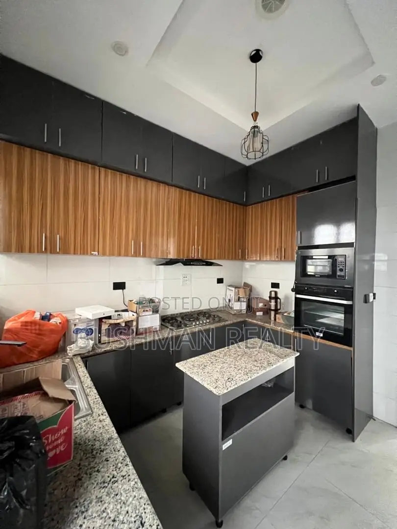 4bdrm Townhouse / Terrace in Ikota for rent in Ikota