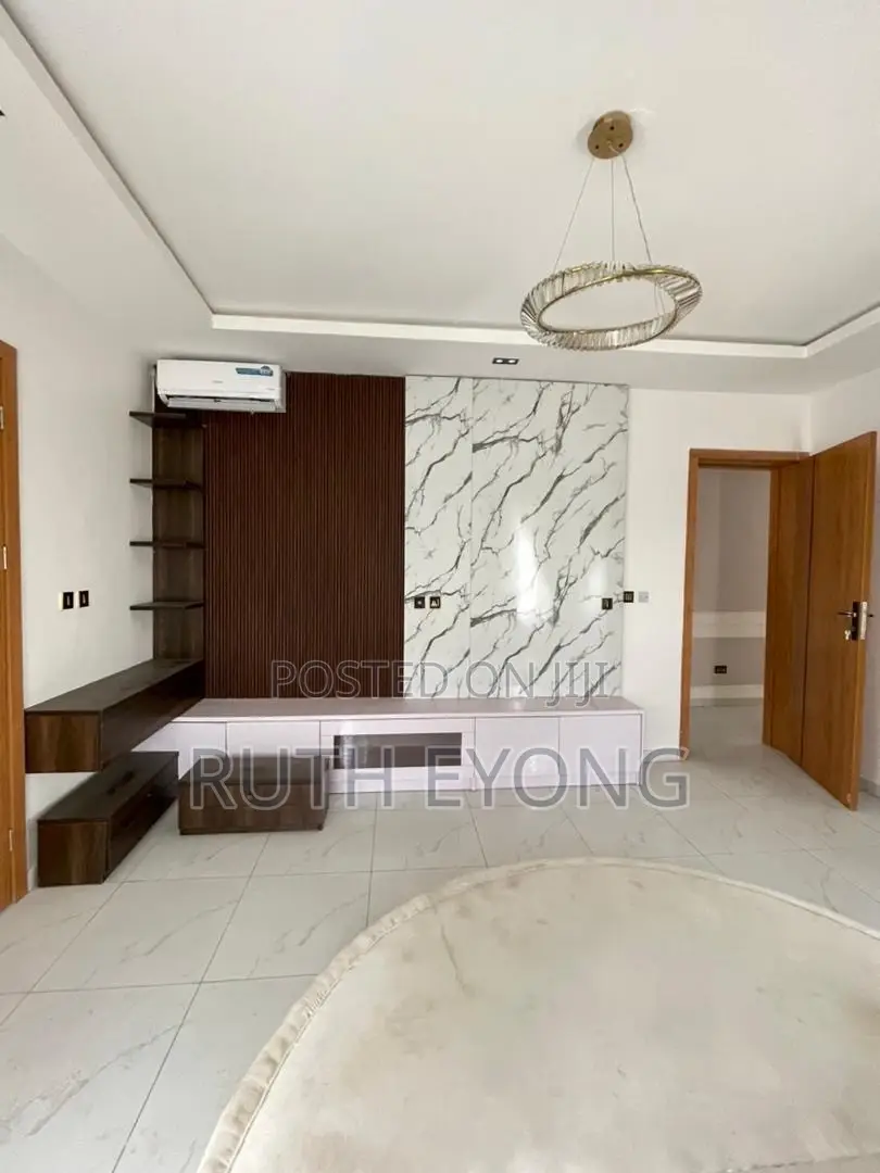 2bdrm Apartment in Ikate, By Spar Road for rent in Ikate