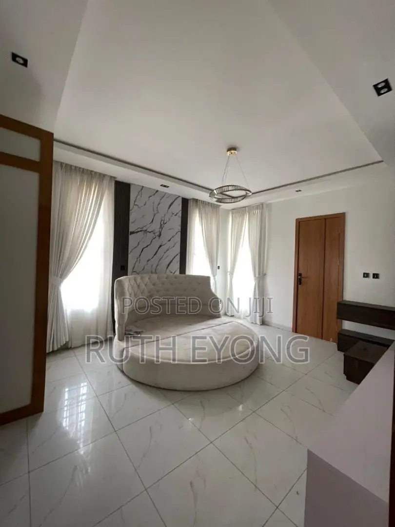 2bdrm Apartment in Ikate, By Spar Road for rent in Ikate