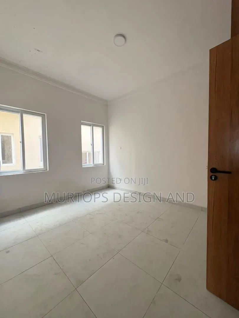 3bdrm Apartment in Lekki Phase 1 for rent in Lekki Phase 1