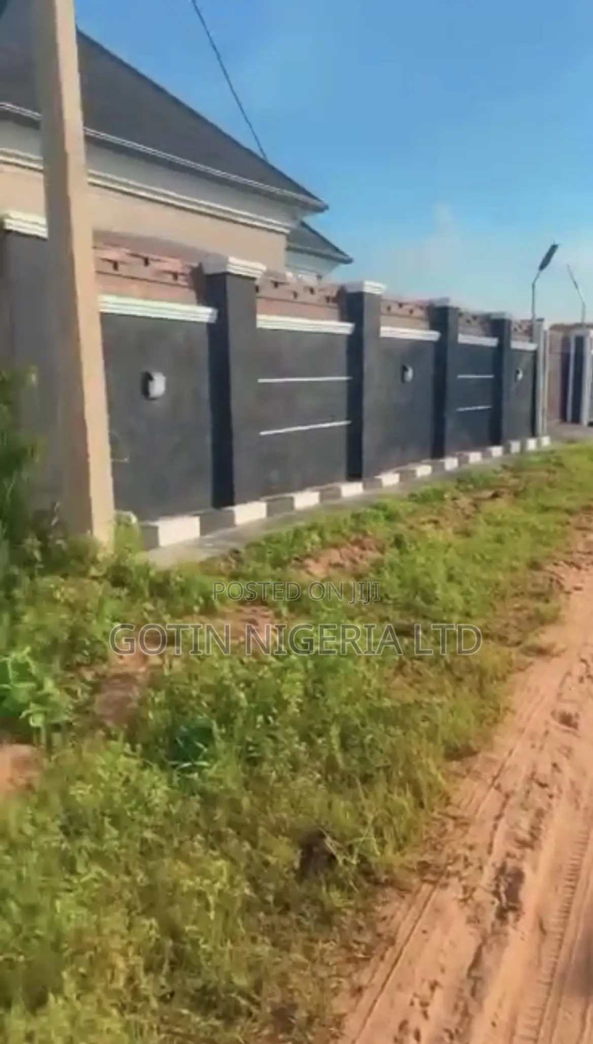 Distress Sale: 50ft X 100ft Land at Ogheghe, Sapele Road in Benin City