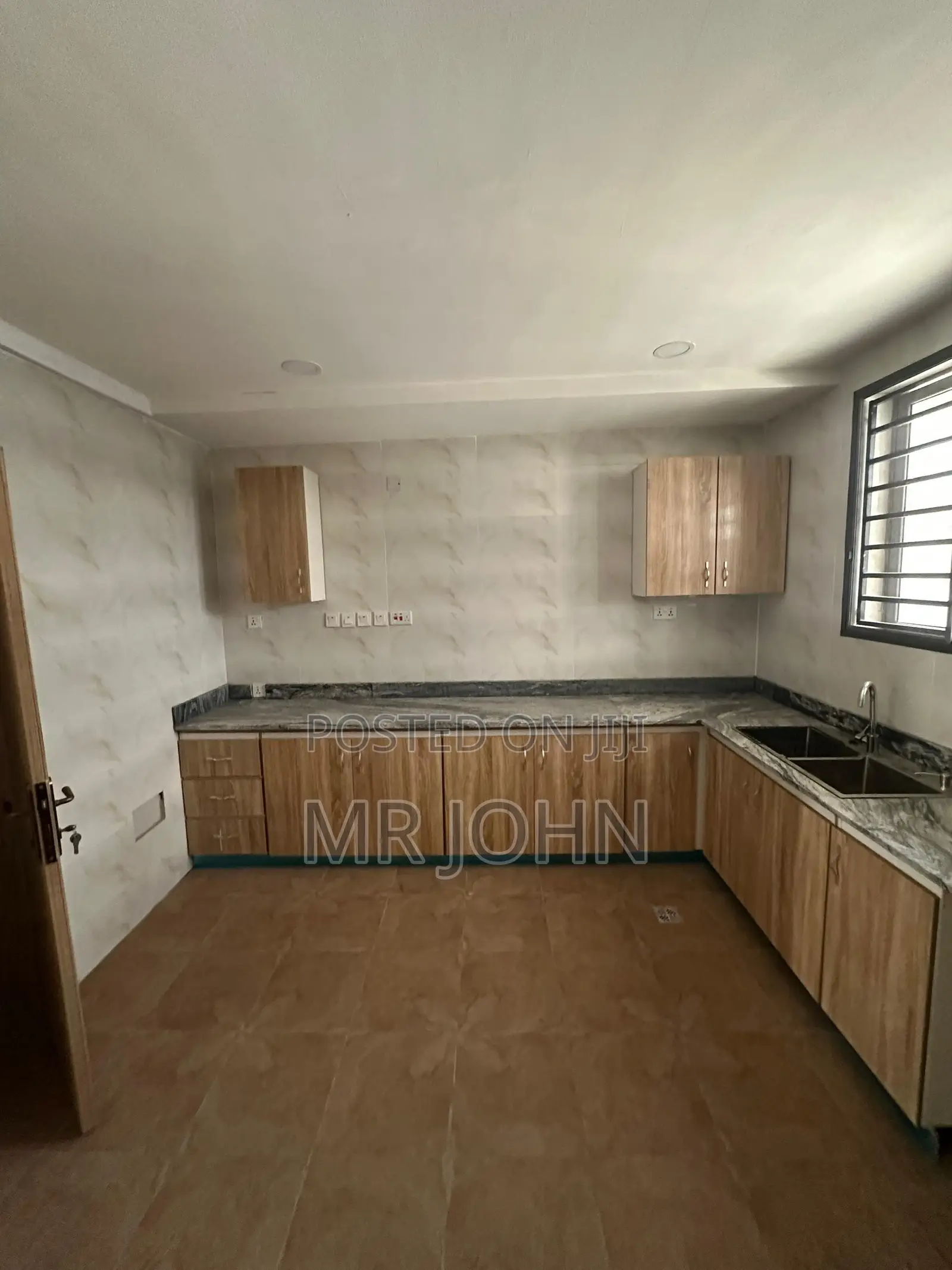 3bdrm Duplex in Off Gbangbala,, Lekki for rent in Lekki