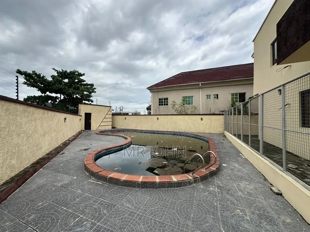 4bdrm House in Lekki Scheme 2, Abraham Adesanya Estate for rent in Abraham Adesanya Estate