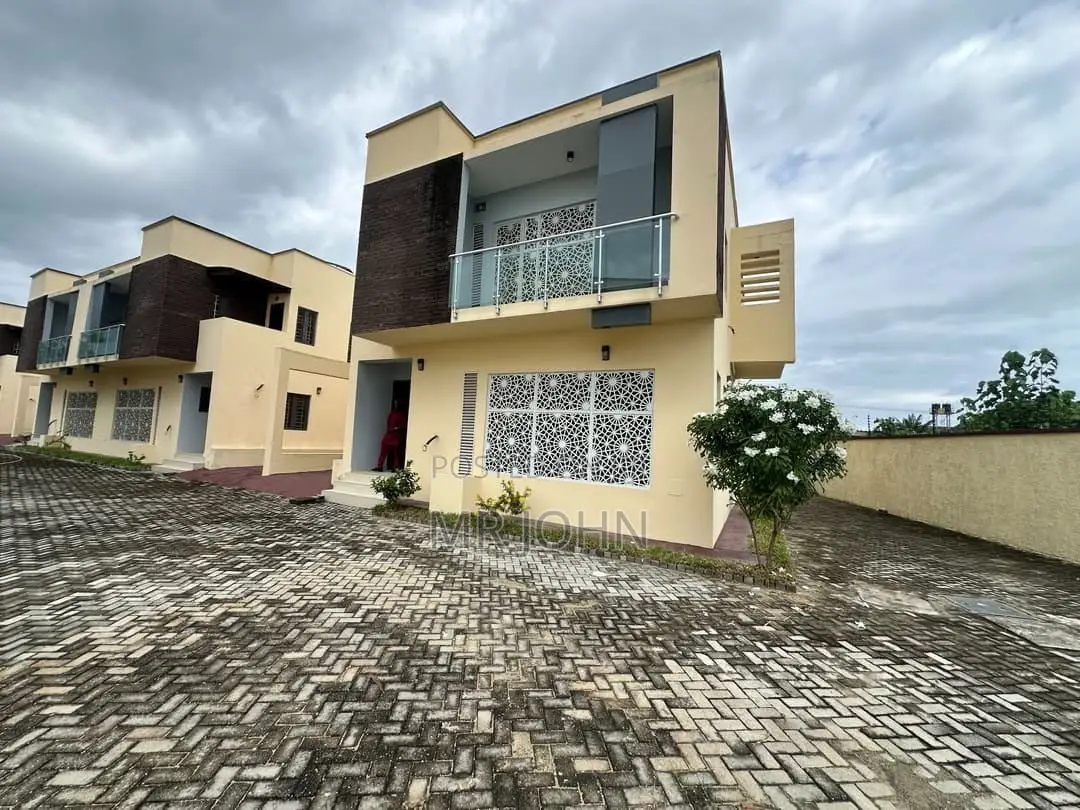 4bdrm House in Lekki Scheme 2, Abraham Adesanya Estate for rent in Abraham Adesanya Estate