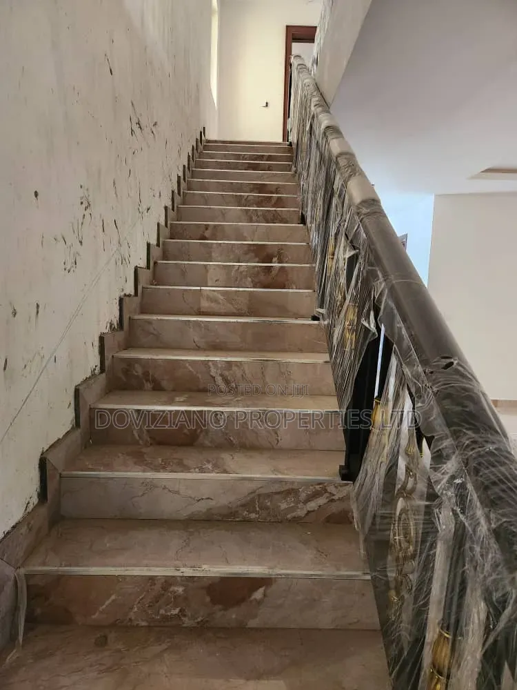 6bdrm Duplex in Ikeja GRA for sale in Ikeja GRA
