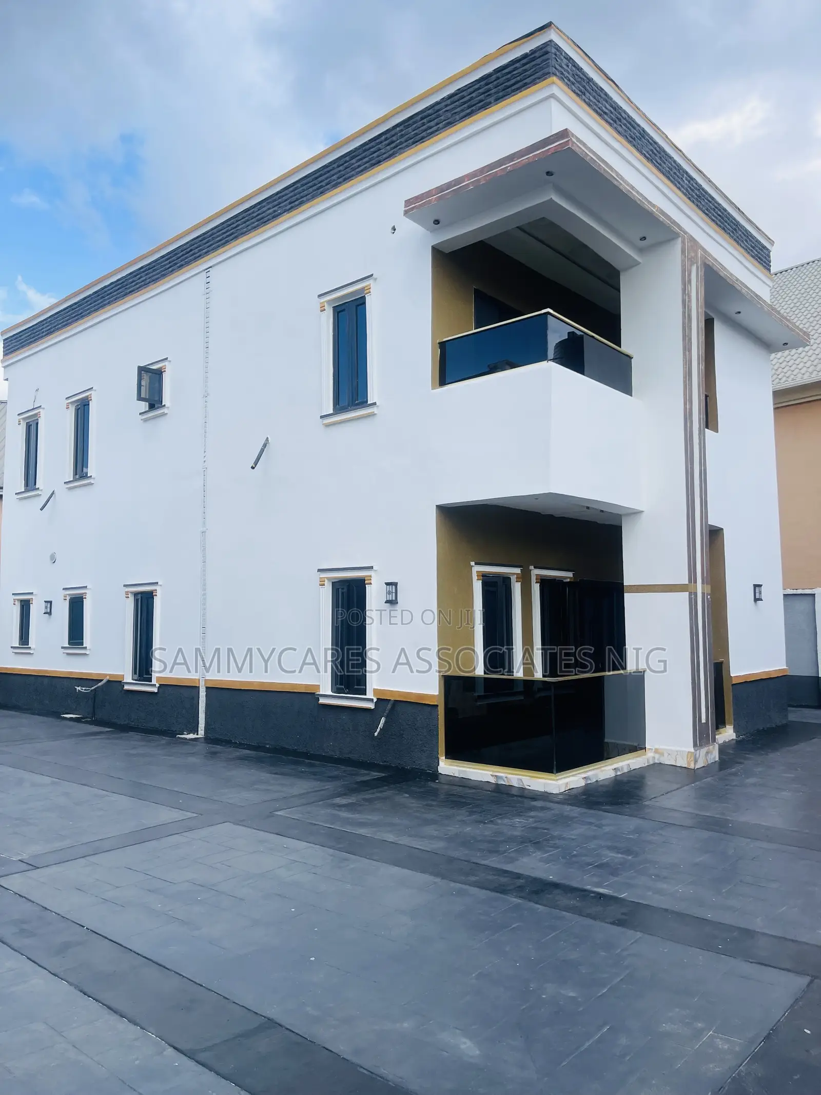 Furnished 5bdrm Duplex in Owerri for sale in Owerri