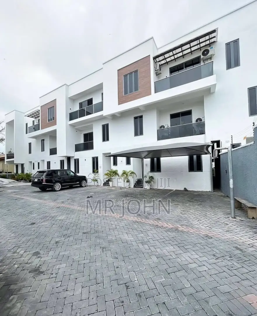 4bdrm Duplex in Lekki Phase 1 Owo Pr for rent in Lekki