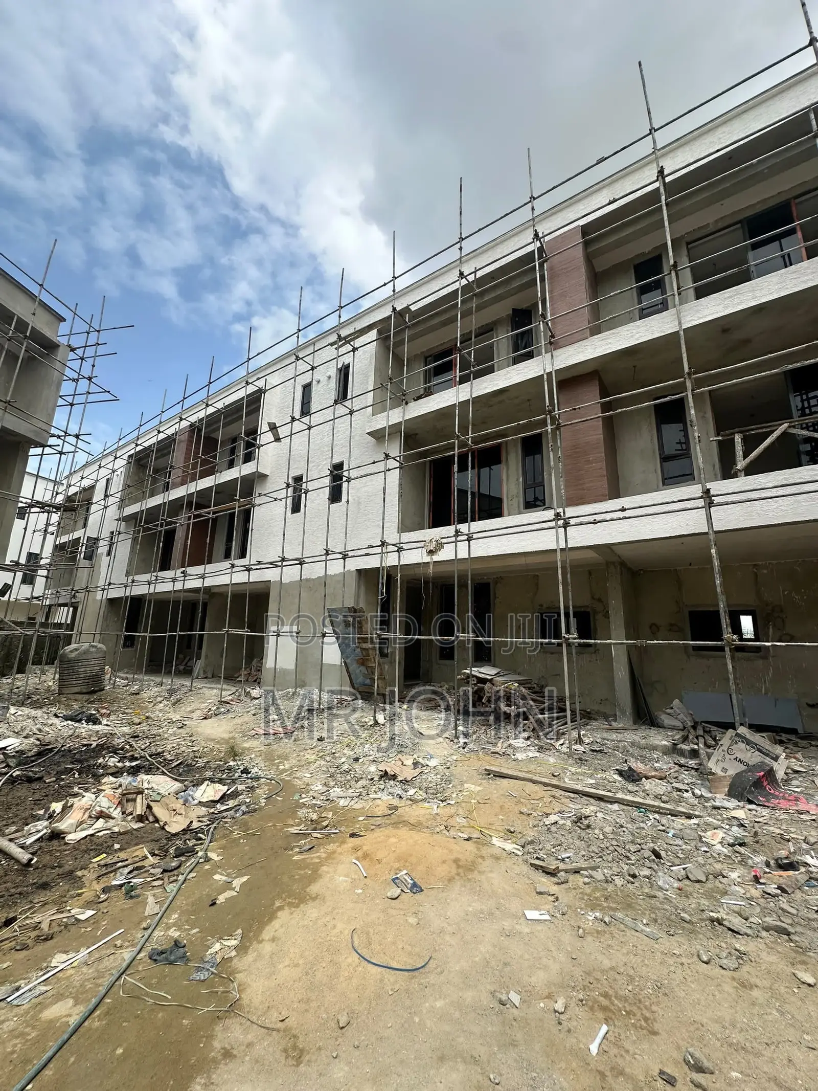 4bdrm Duplex in Platinum Way Ikate, Lekki for sale in Lekki