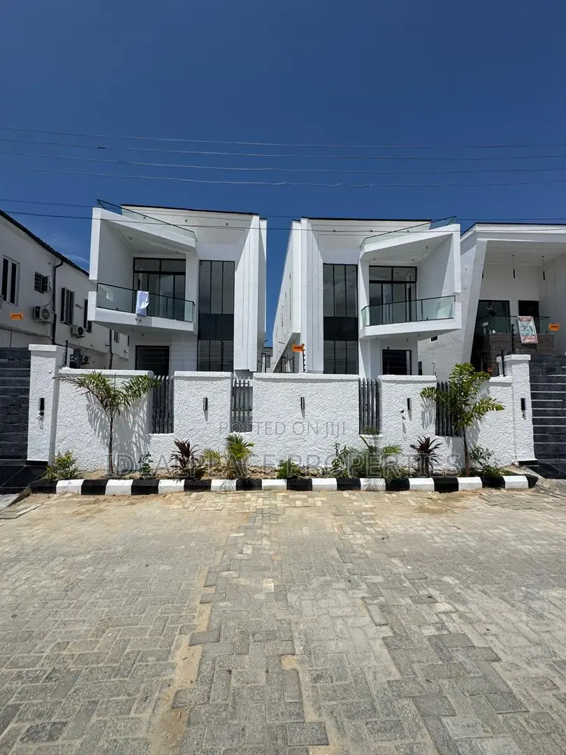 5bdrm Duplex in Lekki for sale in Lekki