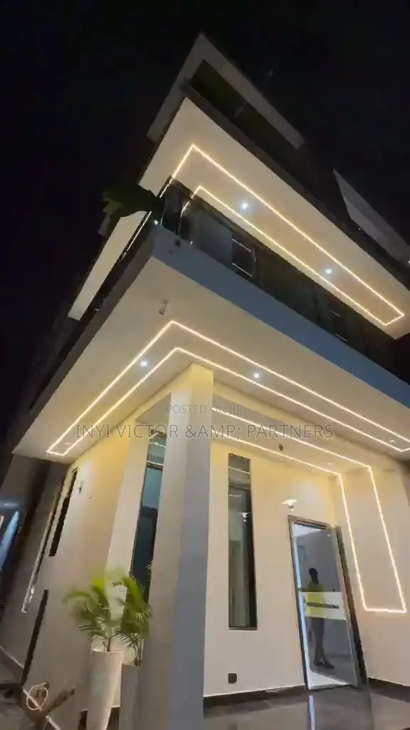 Furnished 5bdrm Mansion in Apo Resettlement for sale in Apo Resettlement