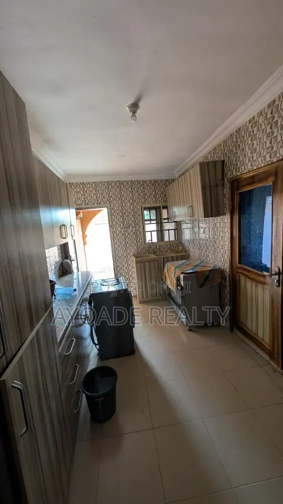 4bdrm Bungalow in Omolaso, Ibadan for sale in Ibadan