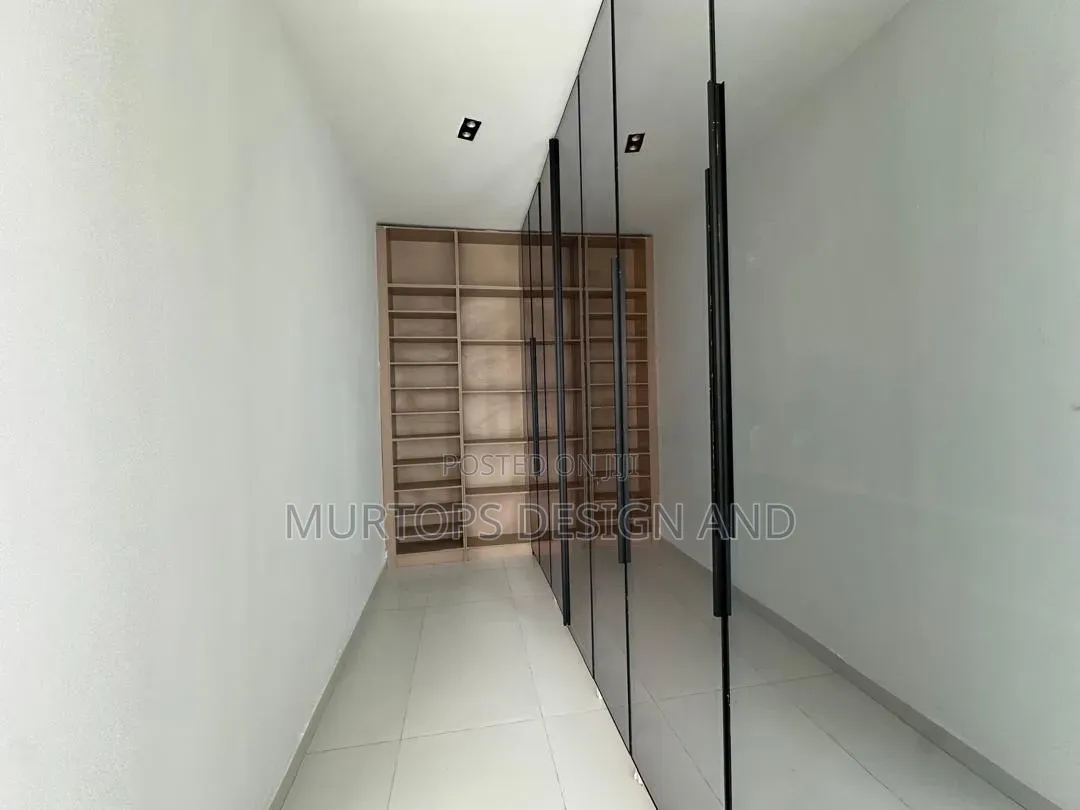 5bdrm Duplex in Lekki Phase 2 for rent in Lekki Phase 2