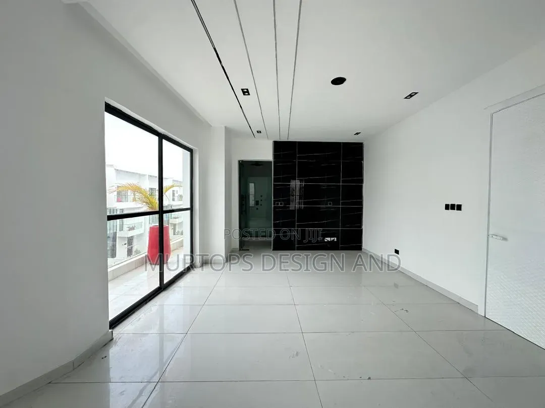 5bdrm Duplex in Lekki Phase 2 for rent in Lekki Phase 2