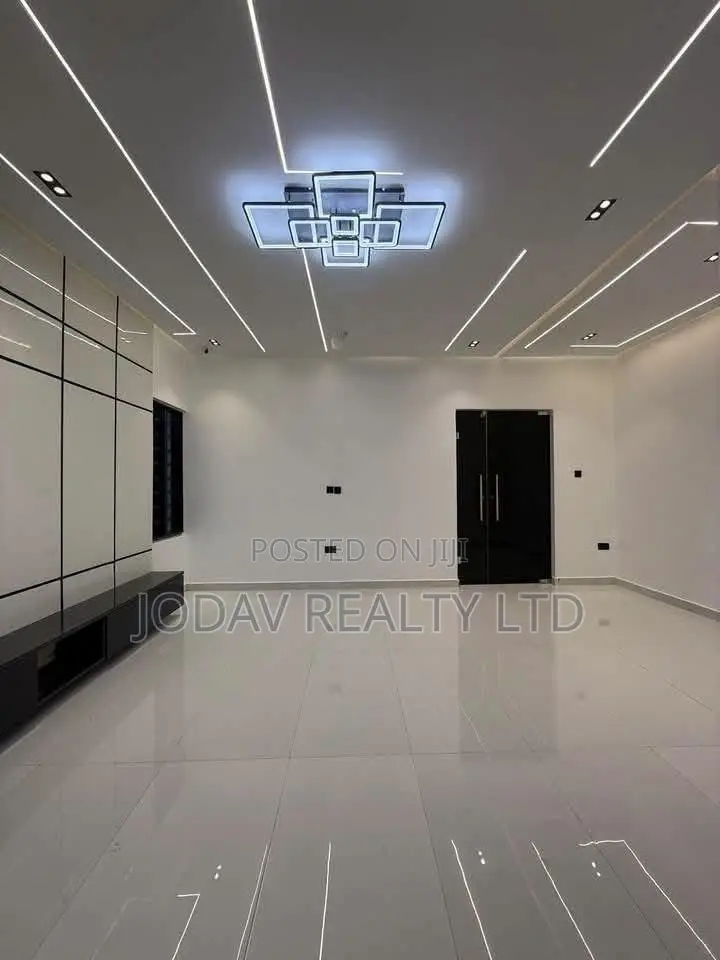 3bdrm Bungalow in Majesty Estate, Obio-Akpor for sale in Obio-Akpor