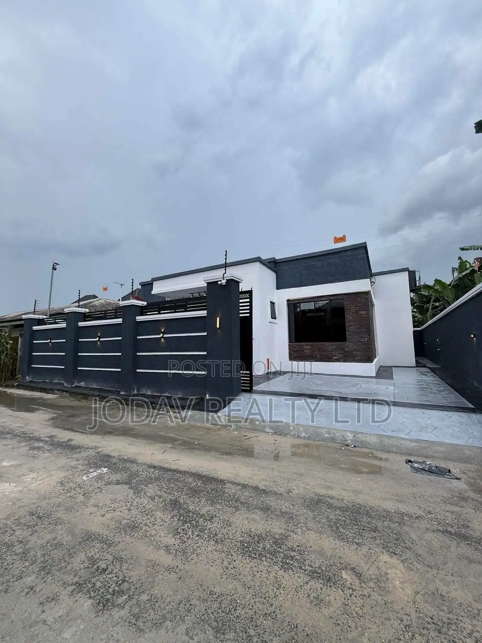 3bdrm Bungalow in Majesty Estate, Obio-Akpor for sale in Obio-Akpor