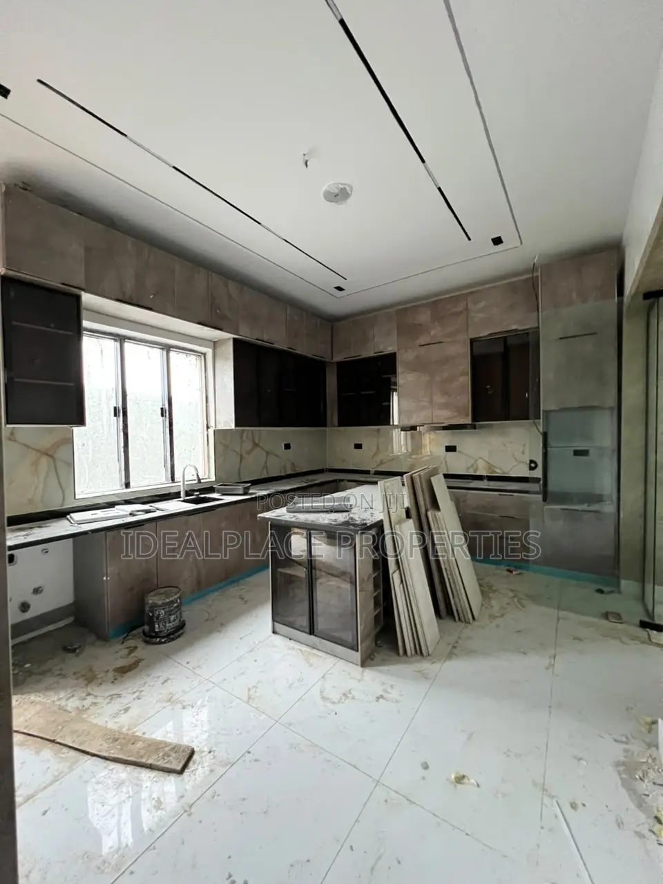 5bdrm Duplex in VGC / Ajah for sale in VGC / Ajah