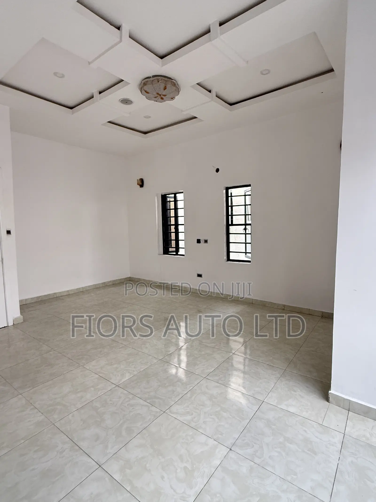 4bdrm Duplex in Ikota Main Gra for sale in Ikota