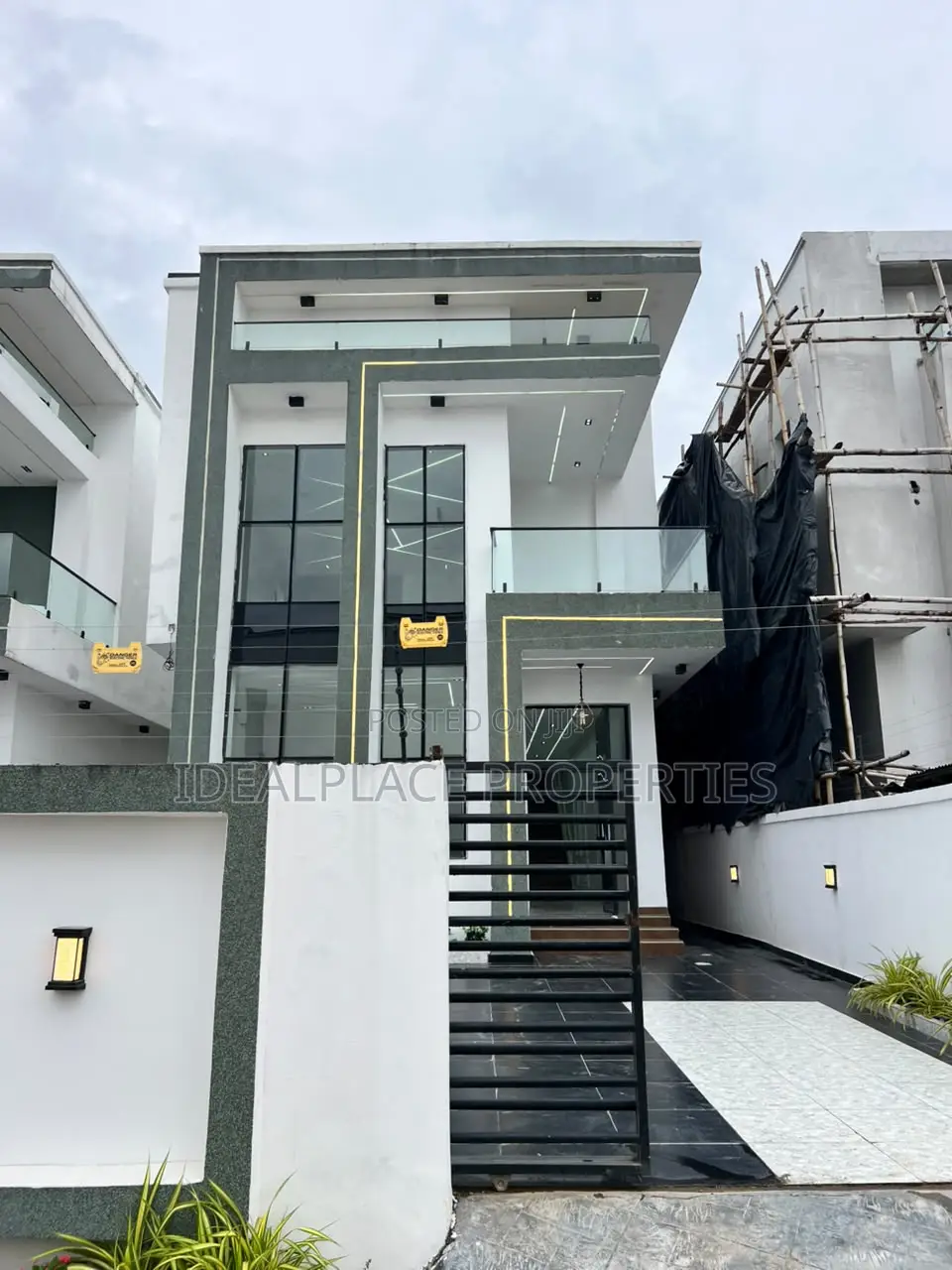 5bdrm Duplex in Ajah for sale in Ajah