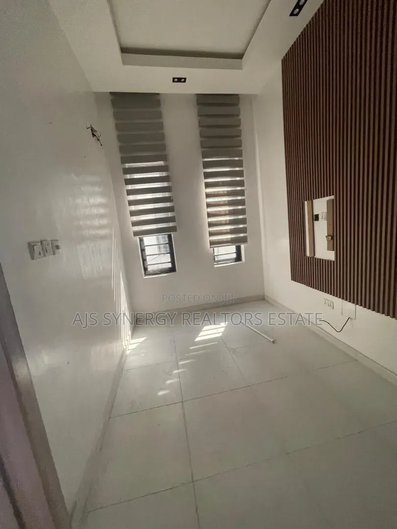4bdrm Duplex in VGC / Ajah for rent in VGC / Ajah