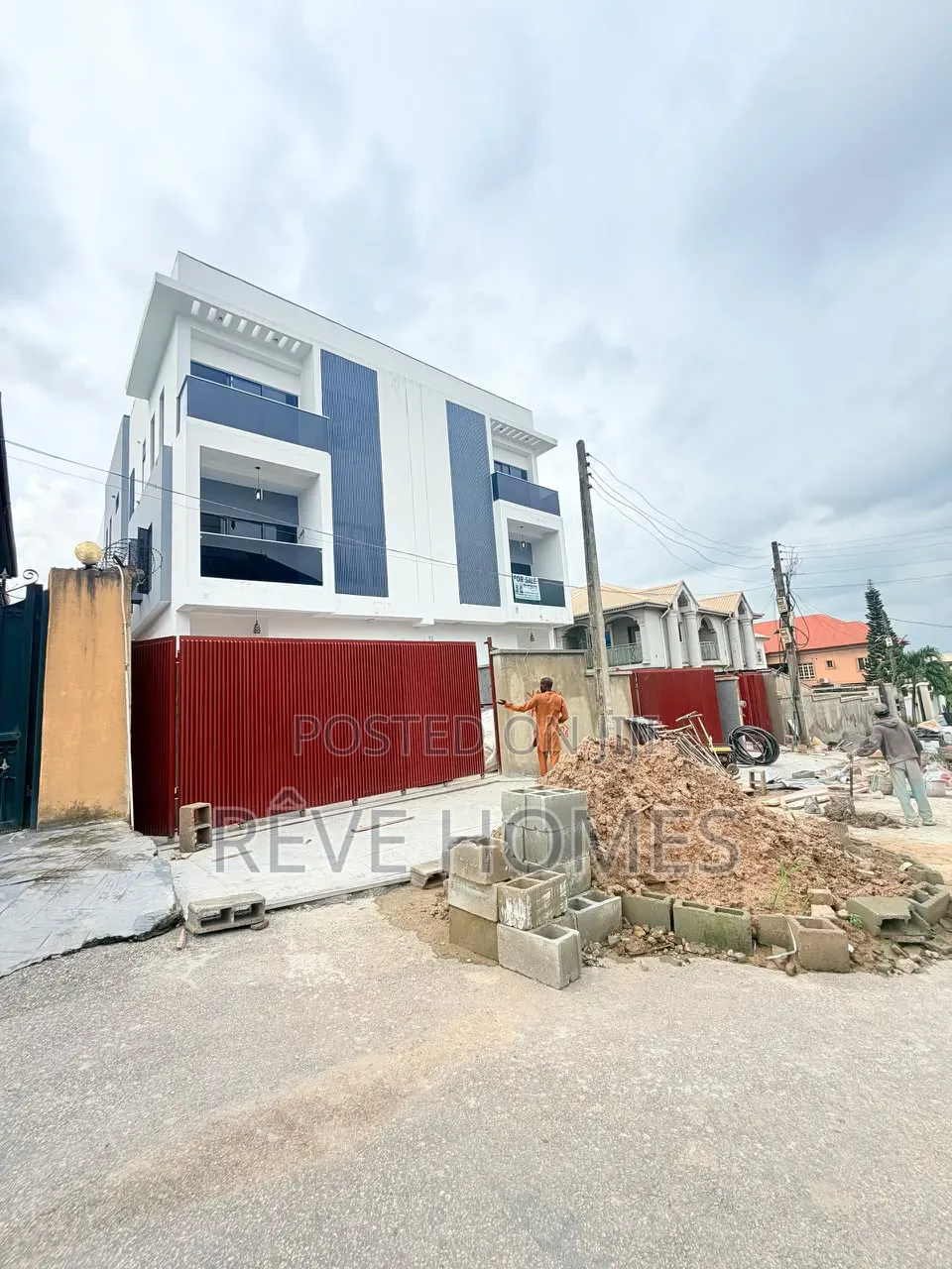 4bdrm Duplex in GRA Phase 2 Shangisha for sale in GRA Phase 2 Shangisha