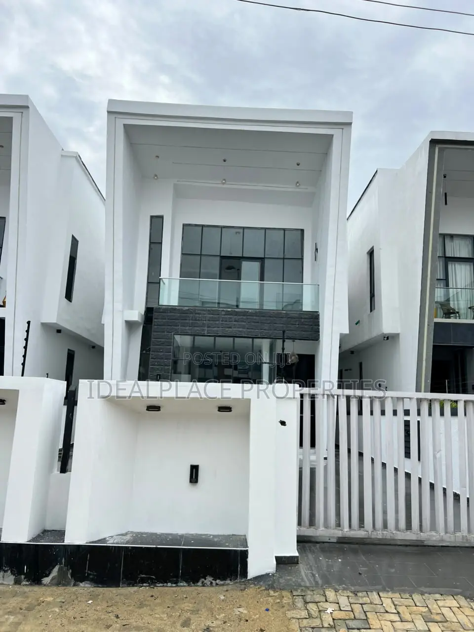 5bdrm Duplex in Ajah for sale in Ajah