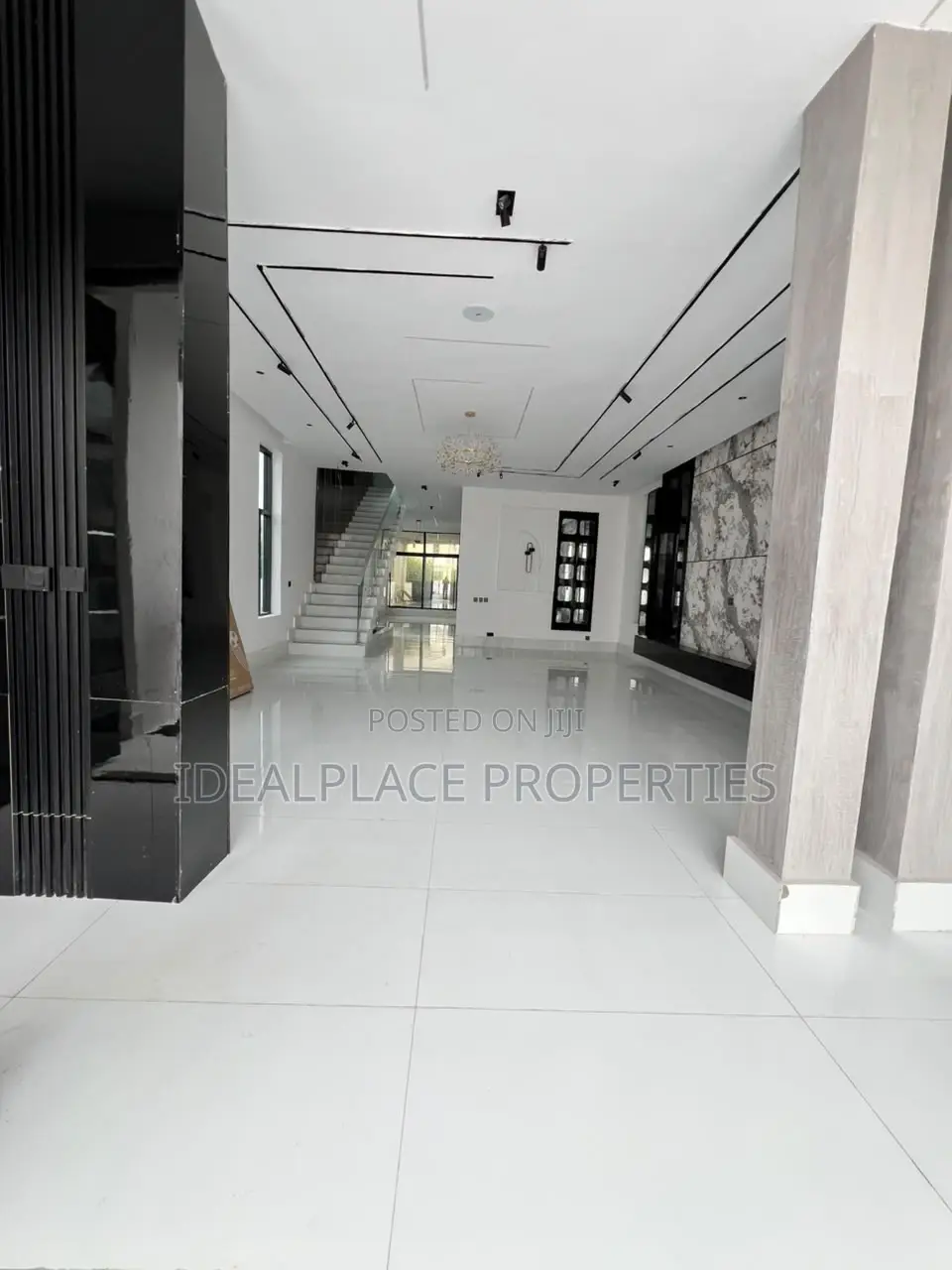 5bdrm Duplex in Ajah for sale in Ajah