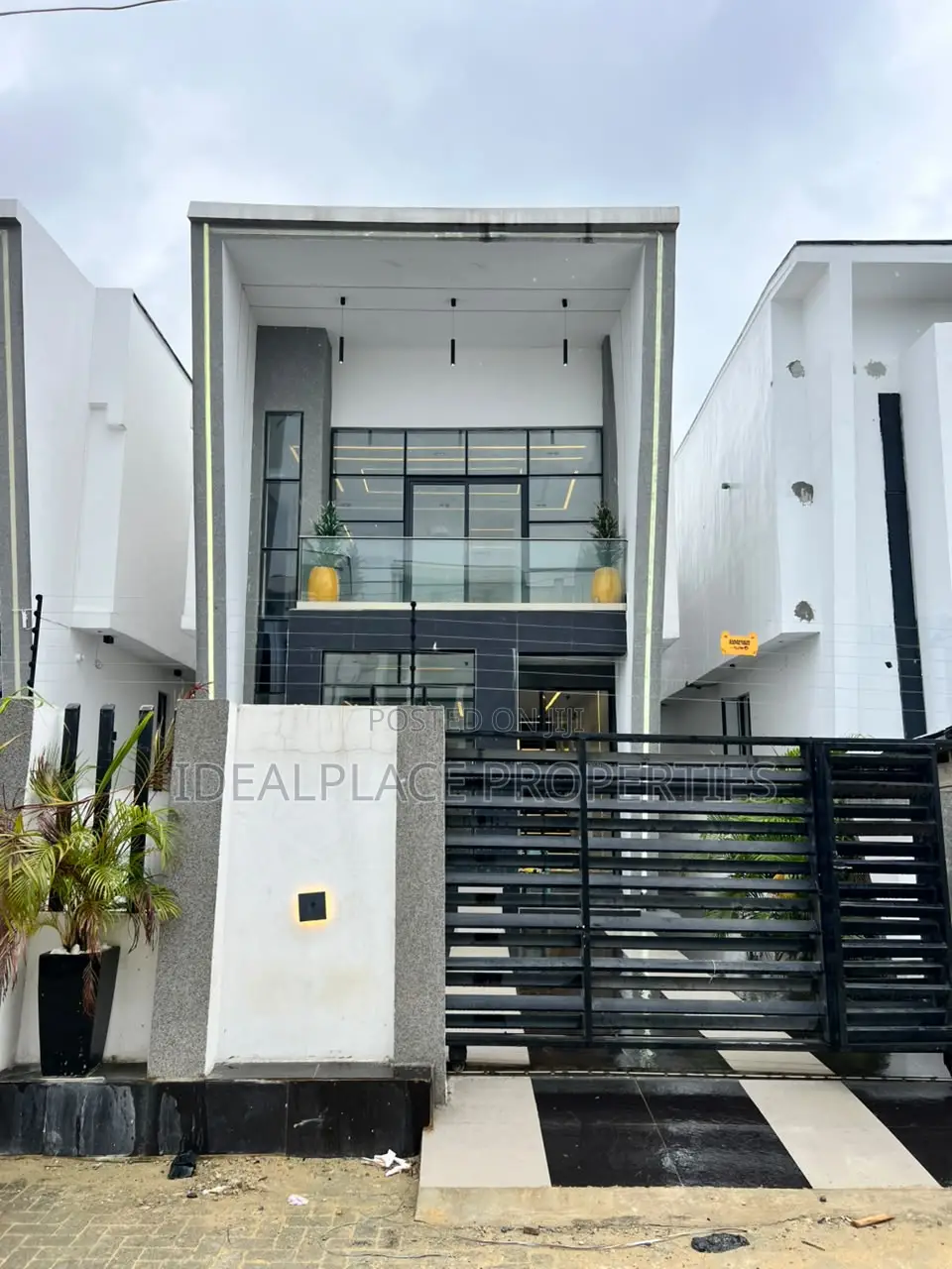 5bdrm Duplex in Ajah for sale in Ajah