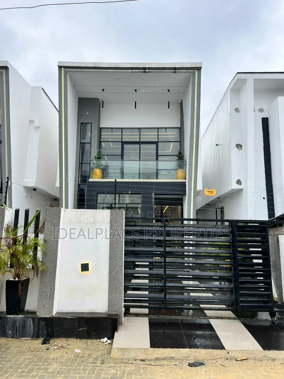 5bdrm Duplex in Ajah for sale in Ajah