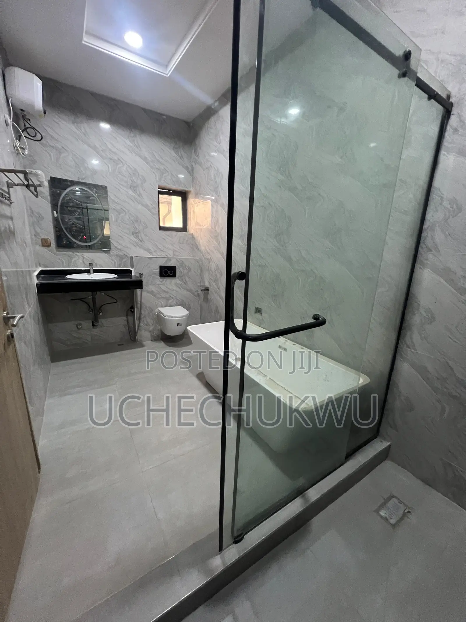 5bdrm Penthouse in H And J Estate, Galadimawa for sale in Galadimawa