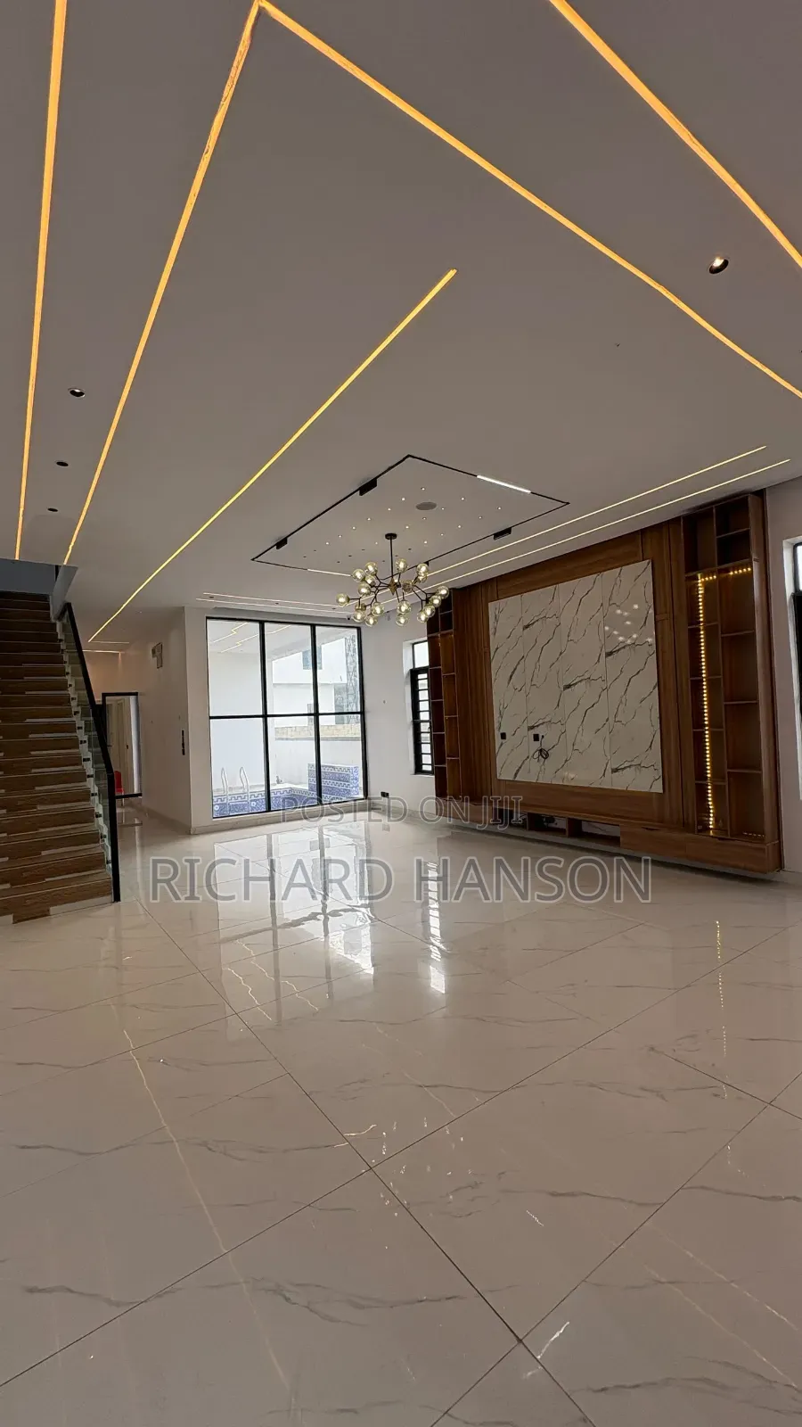 5bdrm Duplex in Vgc for sale in VGC / Ajah