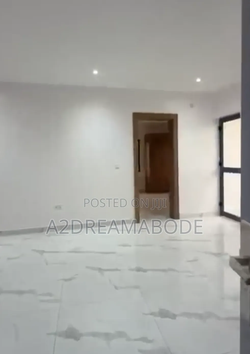 3bdrm Apartment in Yaba, Alagomeji for rent in Alagomeji