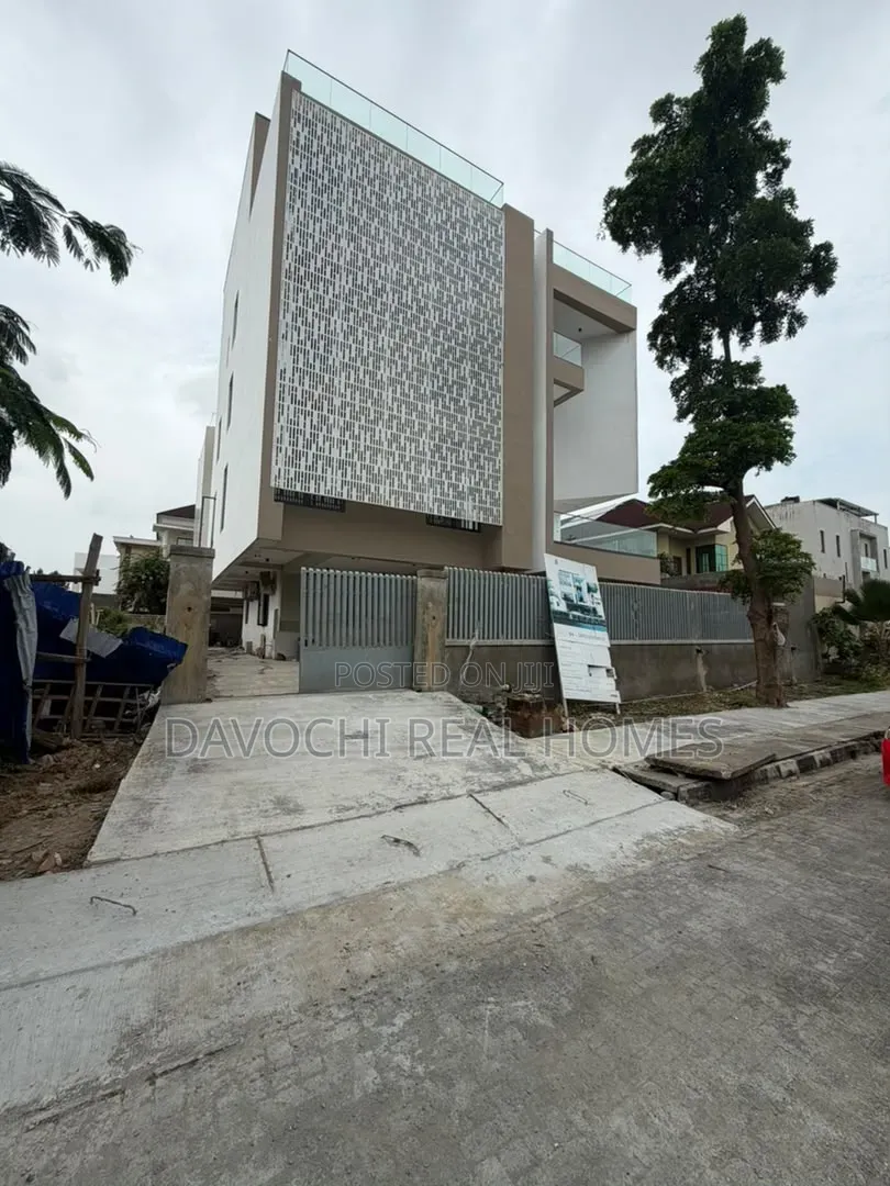 5bdrm Duplex in Banana Island for sale in Banana Island