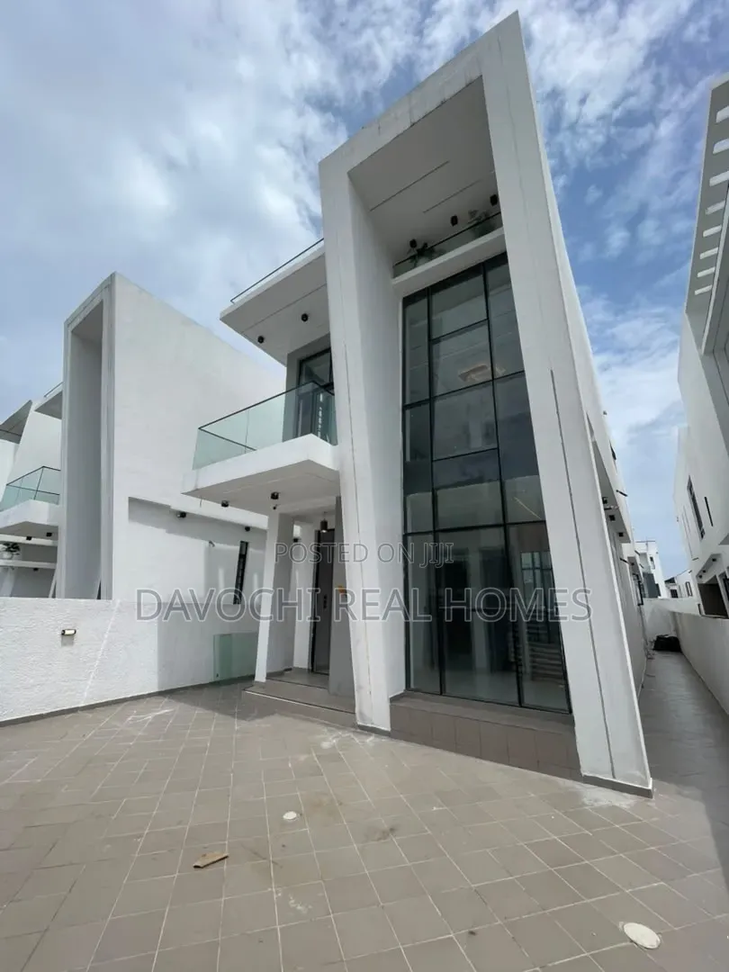 5bdrm Duplex in Lekki Phase 1 for sale in Lekki Phase 1