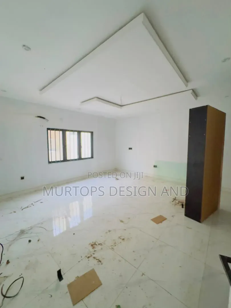 4bdrm Duplex in Gra for sale in Ogudu GRA