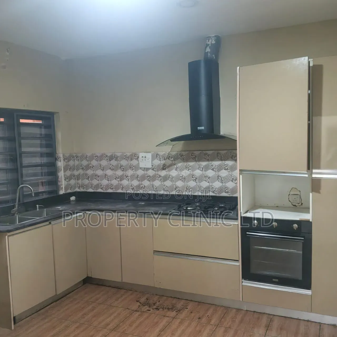 3bdrm Maisonette in Ogudu GRA for rent in Ogudu GRA
