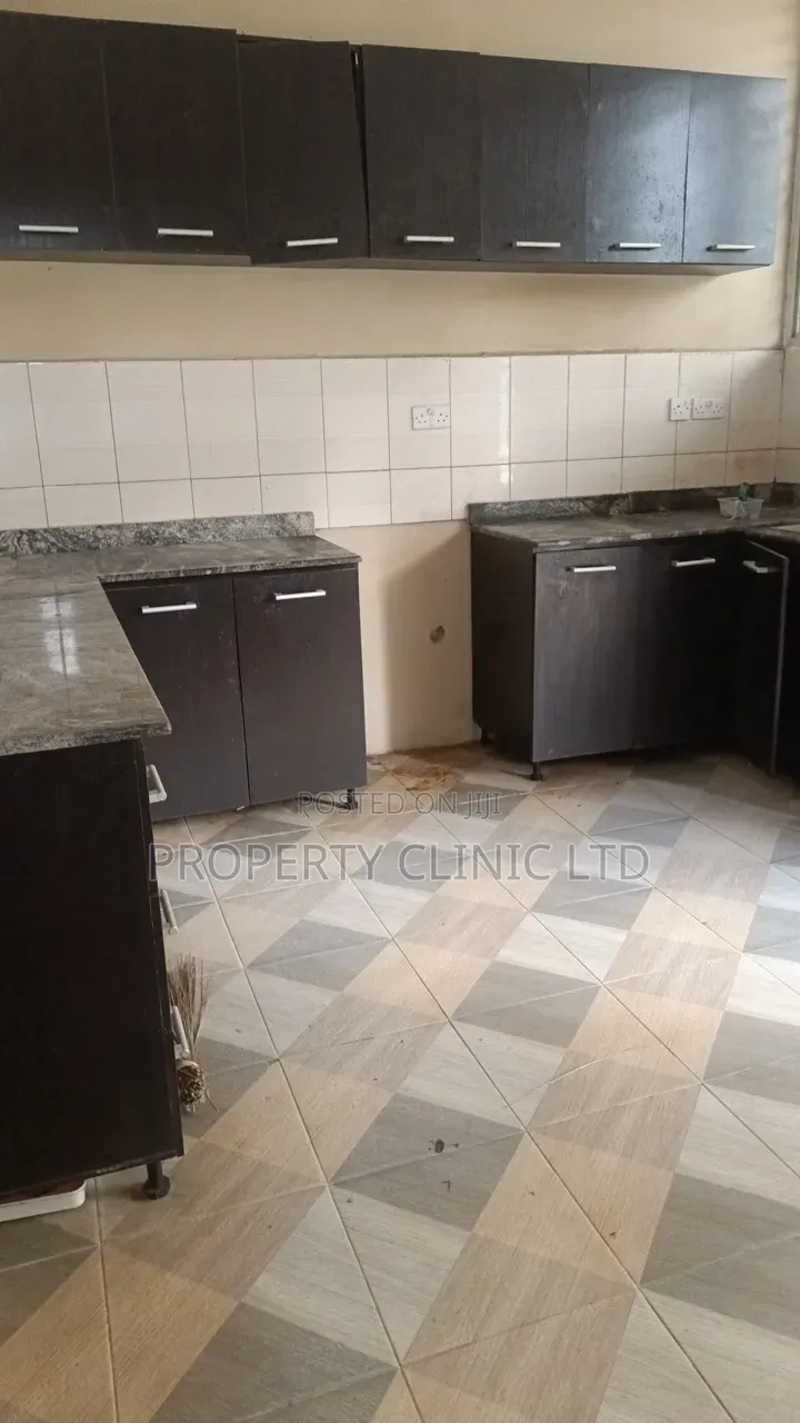 3bdrm Townhouse / Terrace in Obafemi-Owode for rent in Obafemi-Owode