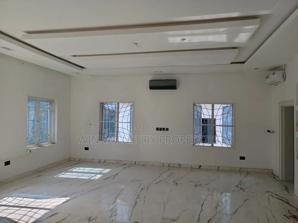 5bdrm Duplex in Julex Estate, Lugbe District for rent in Lugbe District