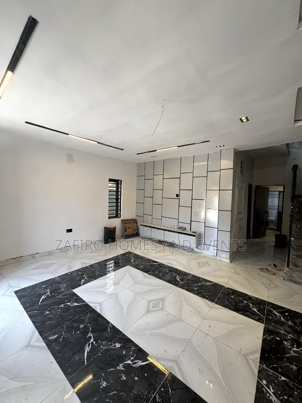 5bdrm Duplex in Behind Springfield for sale in Eleyele
