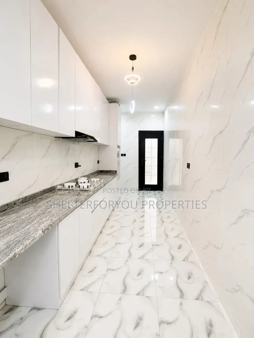 4bdrm Duplex in Ikota for sale in Ikota