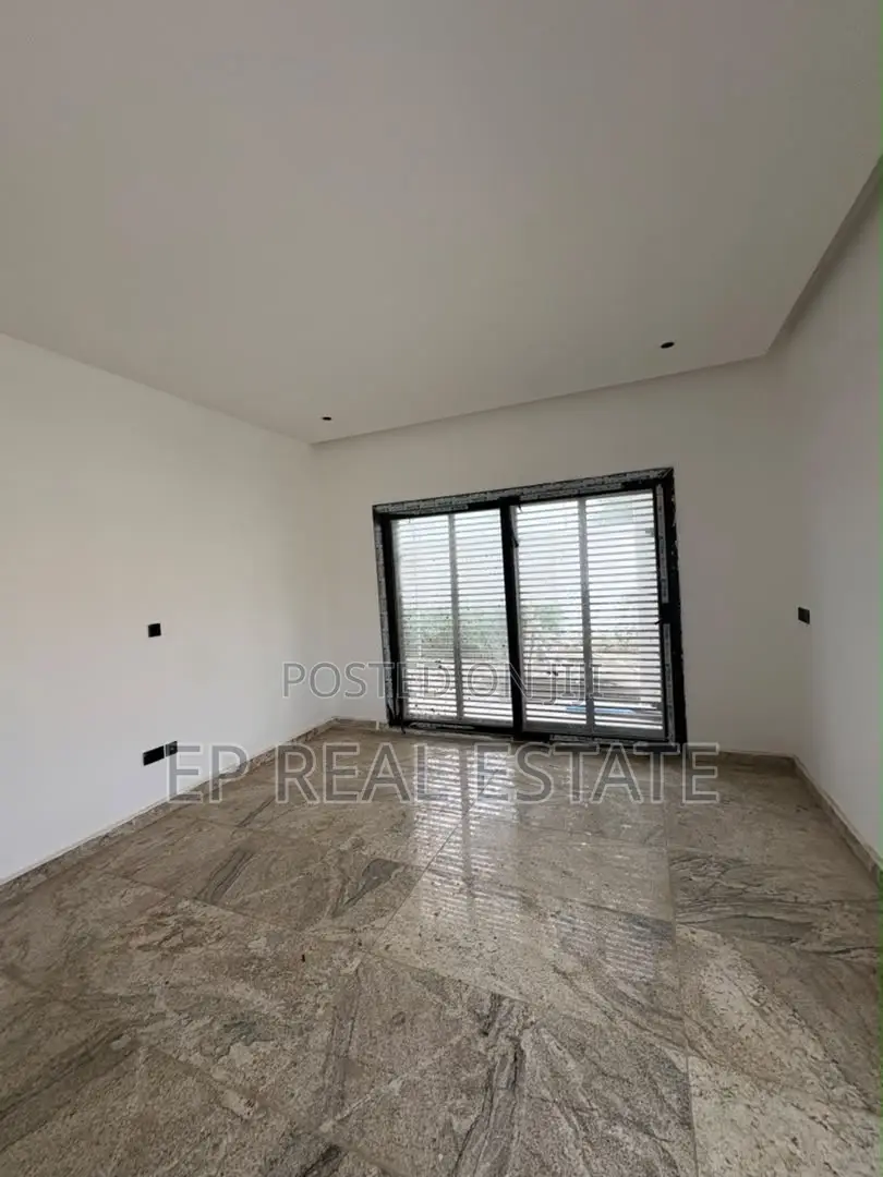 3bdrm Apartment in Gwarinpa for rent in Gwarinpa