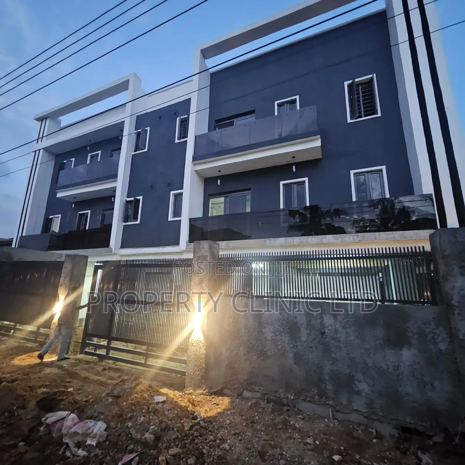 2bdrm Apartment in GRA Phase 2 Shangisha for sale in GRA Phase 2 Shangisha